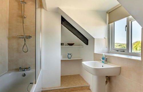 3 Bed in Burton Bradstock oc-b30574 - Photo 12