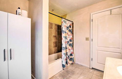 Cozy Powder Springs Home, 12 Mi to Six Flags - Foto 13