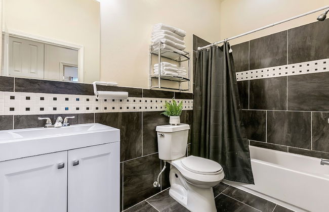 Carondelet Street Modern Suites - Foto 35