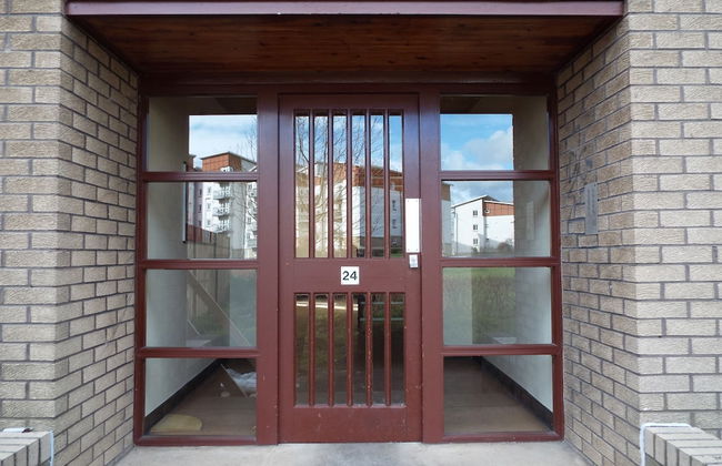 Ideal Central Edinburgh Location With On-site Private Parking - Photo 36