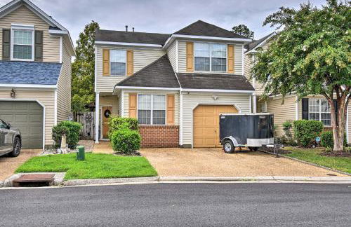 Hampton Home with Fireplace and Close to Beaches! - Foto 30