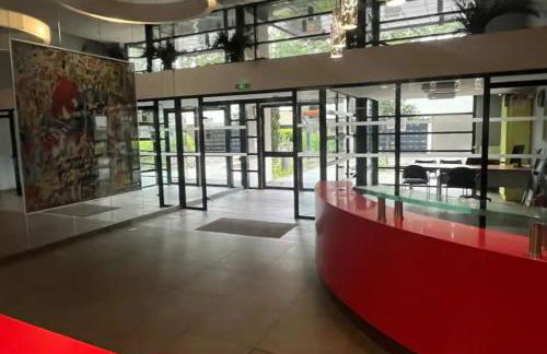 Studio WIFI TÉLÉ parking privé - Foto 7