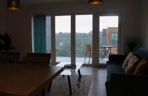 Stylish Essex Apartment, Balcony & Scenic Views - Foto 19