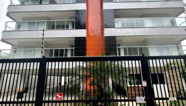 Apartamento novo a 350 m da praia das Toninhas em Ubatuba - 2 dormitórios sendo 1 suite, piscina, varanda gourmet com churrasqueira, ar condicionado, cozinha completa, garagem privativa - Foto 2