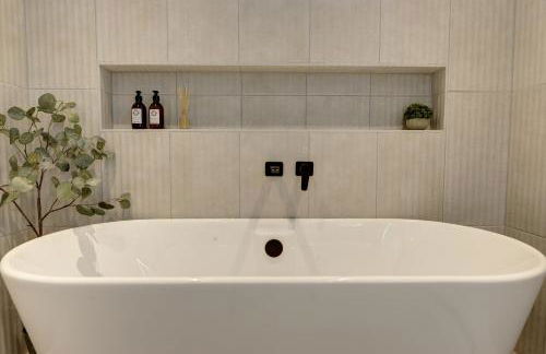 Kist Accommodates presents - Hygge House, Parking, EV Point - Foto 35