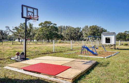 Horse Stalls, Pool and Deck Polk City Getaway! - Foto 3