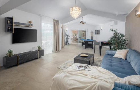 Awesome Home In Sveti Petar U Sumi - Photo 2