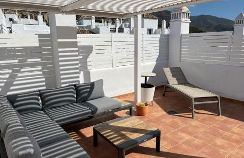 2266-Amazing newly furnished apt,on golf, sea view - Photo 3