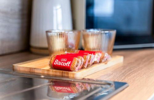 Luxury 1-Bed Apartment in JQ, Sleeps 3, Parking & Netflix, Ideal for contractors - Foto 24