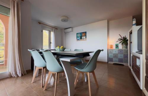 Apartamento de ensueño con vistas al mar by beBalmy - Photo 28