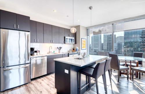 Luxury Apt with Balcony In Seaport - Foto 2