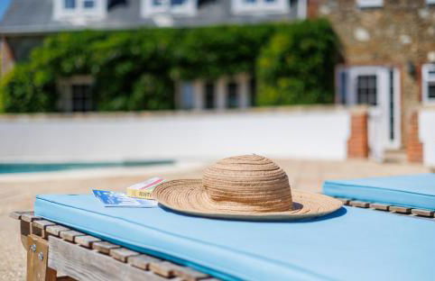 Rookley Farm Lodge Charming Manor Pool House with Heated Pool, Tennis Court & Gardens - Isle of Wight Rural Countryside Escape - Foto 50