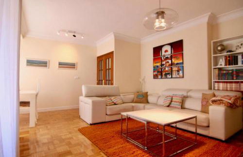 Cómodo y amplio apto en Camelias para cuatro - Foto 6