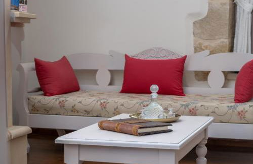 Arhontiko Arhanes Suites - Photo 28