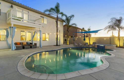 Sunset Crest - Home with stunning views, Pool, BBQ - Foto 34