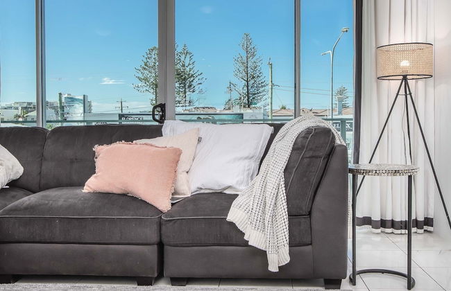 Mermaid Beach Luxury Penthouse - Photo 26