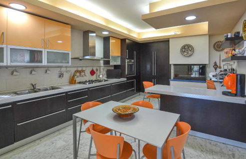 Beautiful Home In Castiglion Fiorentino - Foto 6