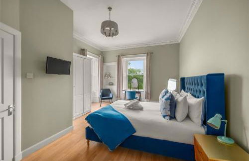 Rosebank House - 12 Guests, 6 Ensuite Bedrooms, EV point, Games Rooms, Wood Burner, Pet Friendly! - Photo 5