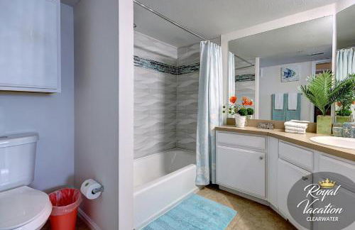 Royal Dream at Avalon Clearwater - Pool & Free Parking - 10 Min Drive to Clearwater Beach - Foto 20