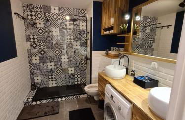 La Boheme- Free Parking-Paris-Disneyland-Easy Check-in- Netflix - Foto 5