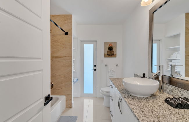 Luxury Escape: Pool, Hot Tub, Gym And More! 6 Bedroom Villa by RedAwning - Foto 26