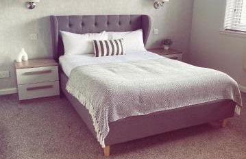 Malva - Modern 2 Bedroom Bungalow in Wick Sleeps 4 with private parking - NC500 Route - Photo 11