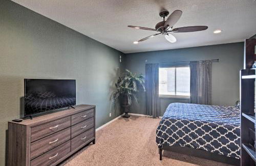 Sun-Soaked Colorado River Haven - Walk to Beaches! - Foto 21