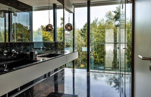 Finest Retreats - The Glass House at The Lakes by Yoo - Photo 32