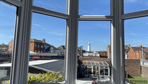 46 The Promenade - Photo 3