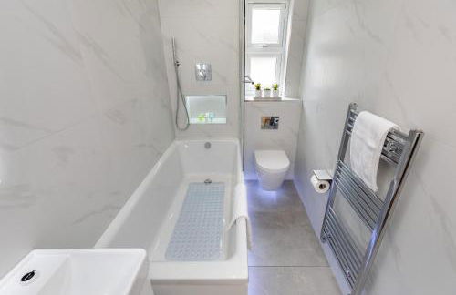 Stanley House - Photo 12