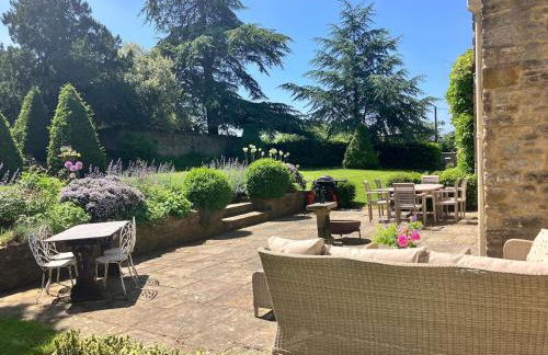 Helmdon House - pool & tennis court, 7 bedrooms - Foto 36