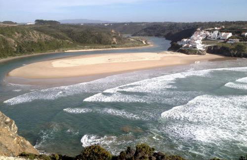 Modern Beautiful House - Photo 29