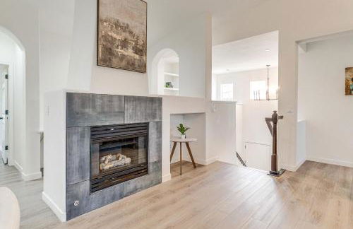 Seasonal Pool, Balcony Quiet and Cozy Aurora Condo! - Foto 6