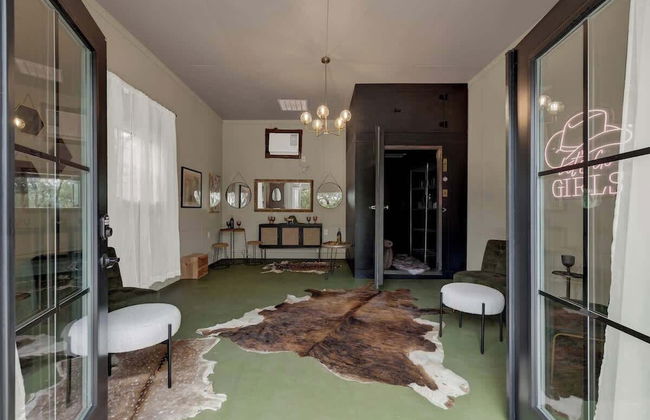 Oakridge Ranch: Pool + Hot-tub, Pickleball Court, Whiskey & Wine Room - Foto 2