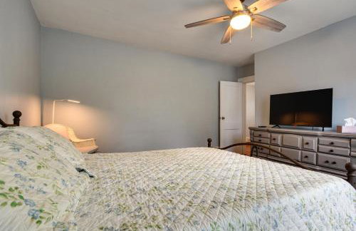 Great for Travel Nurses! Winston-Salem Gem with Yard - Photo 20