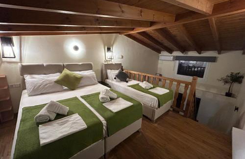 Green Olive Studios - Photo 20