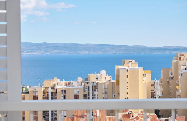 Sun City Studio - Photo 45