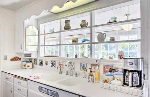 Fire Pit, Views and Beach Access Waterfront Escape! - Foto 7