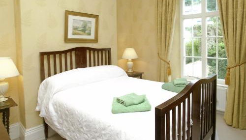 The Captains House - Photo 5