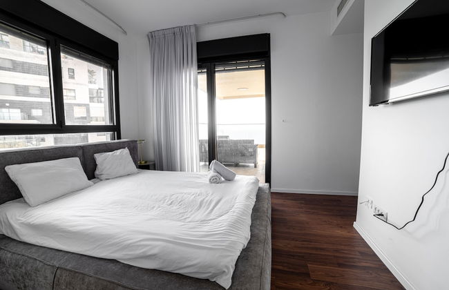 Sea-side 4 BR Apt with Gym - Foto 7