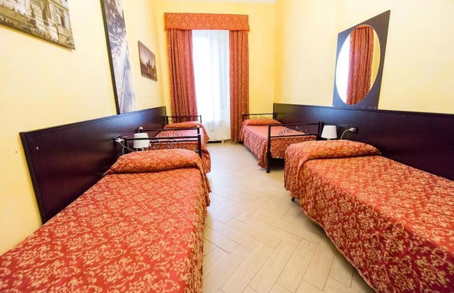 Funny Palace Hostel - Foto 25