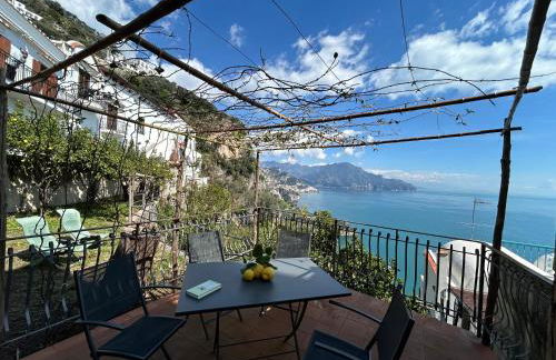 Amalfi 51 con vista mare, giardino e terrazze - Foto 22