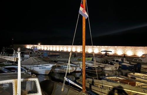 Apartmani Jakovinović - Photo 22