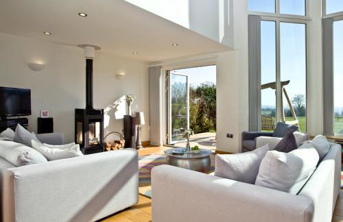 Quantock Lodge - Photo 8