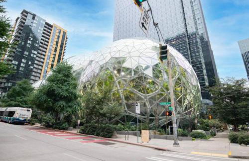 Vibrant 2bed Condo - Stroll to SEA Space Needle - Foto 15