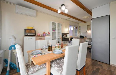 Cozy Home In Martinkovec With Wifi - Foto 6