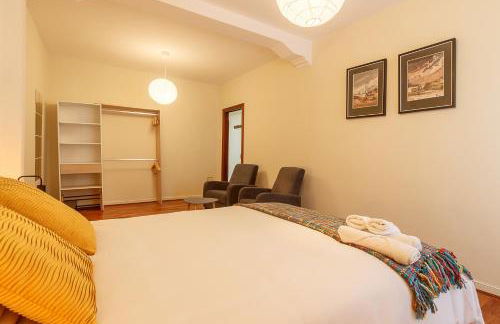 Vivienda turistica en el centro reformada con wifi - Foto 15