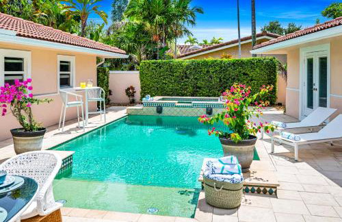 Walk to Beach Heated Pool Serenity at its Finest Orchid Key Residences - Foto 5