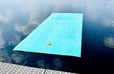 Cozy Lakefront Retreat with Game Room, Outdoor Living and Dock in Wisconsin - Foto 17