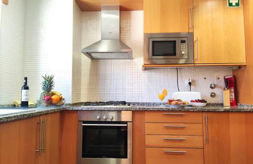 Fabulous Sunny Pool&Garden Condo by BeCherish - Foto 19